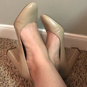 NWOT Life Stride Velocity Memory Foam Block Heel